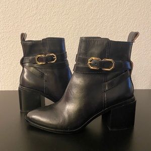 NWOT Louise et Cie Booties